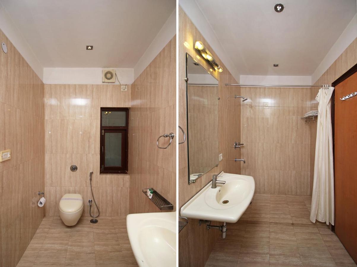 Oyo 5915 Hotel Swagath Нью-Дели Экстерьер фото